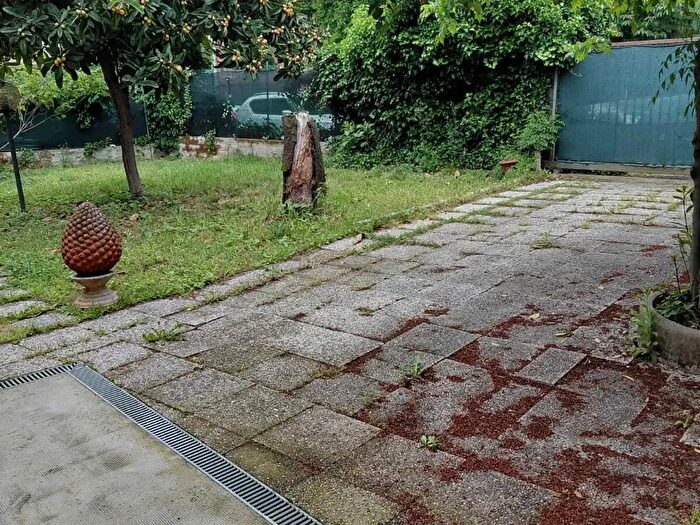 Appartamento bilocale in affitto in Via dello Sport, Bologna