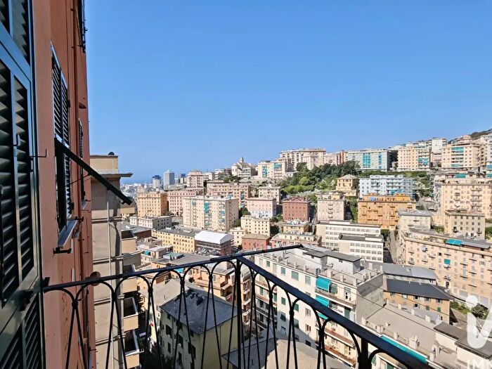 Appartamento con 5 locali in affitto in Salita Oregina, Genova