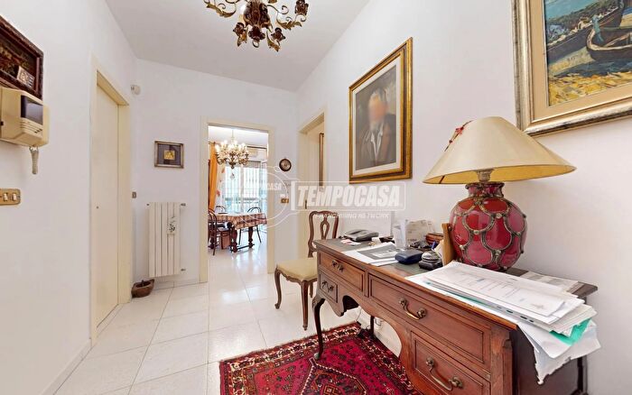 Appartamento quadrilocale in vendita in Via San Francesco dAssisi, Rutigliano