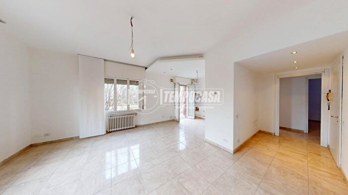 Appartamento trilocale in vendita in Via Desio, BovisioMasciago