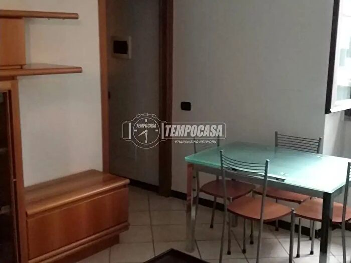 Appartamento bilocale in vendita in Via dAzeglio, Merone