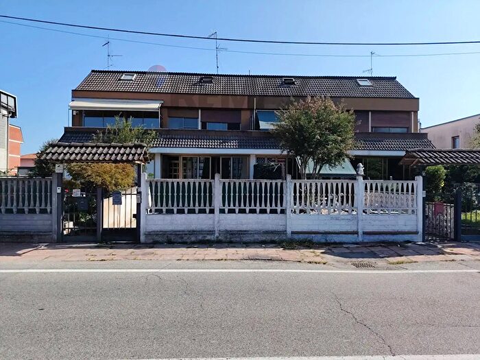 Casa trilocale in vendita in Motta Visconti