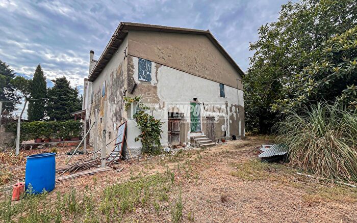 Casa quadrilocale in vendita in Via Montaletti, Poggio Torriana