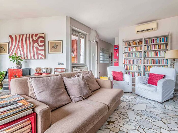 Appartamento trilocale in affitto in Via Giulio Cesare Procaccini, Sempione, Milano