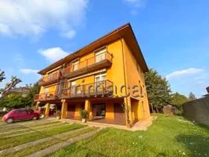 Appartamento con 5 locali in vendita in Via Pascoli, Cerea