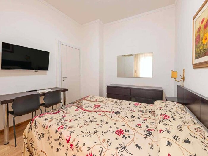 Appartamento in affitto in Via dei Pellegrini, Quadronno Crocetta, Milano