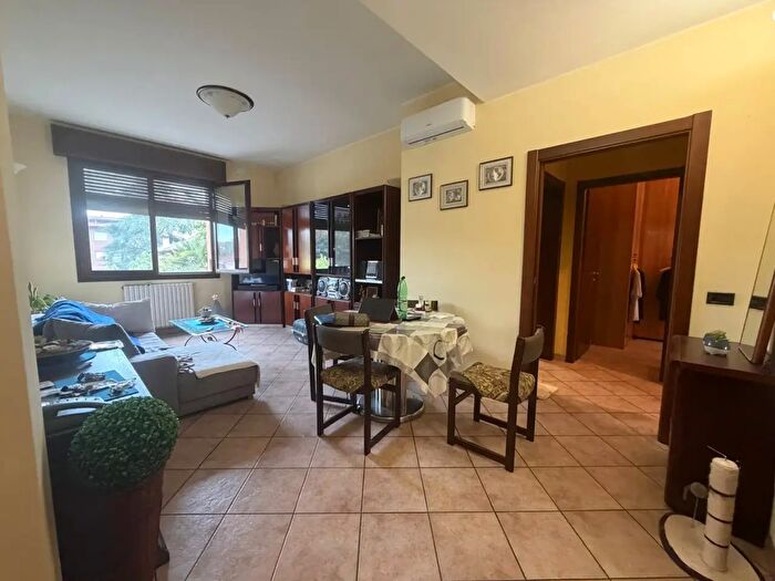 Appartamento trilocale in vendita in Via Circondaria Sud, Castelfranco Emilia