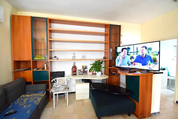 Appartamento trilocale in vendita in Viale San Francesco dAssisi, Riccione