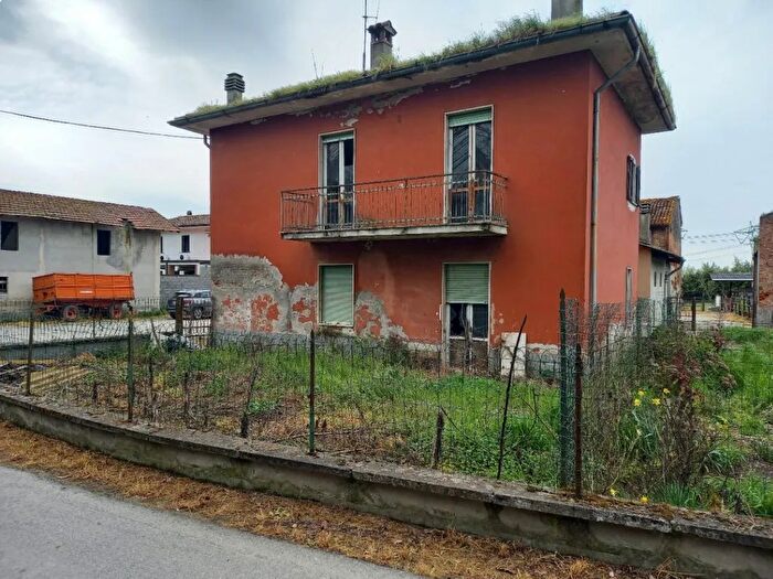 Casa quadrilocale in vendita in Cornovecchio