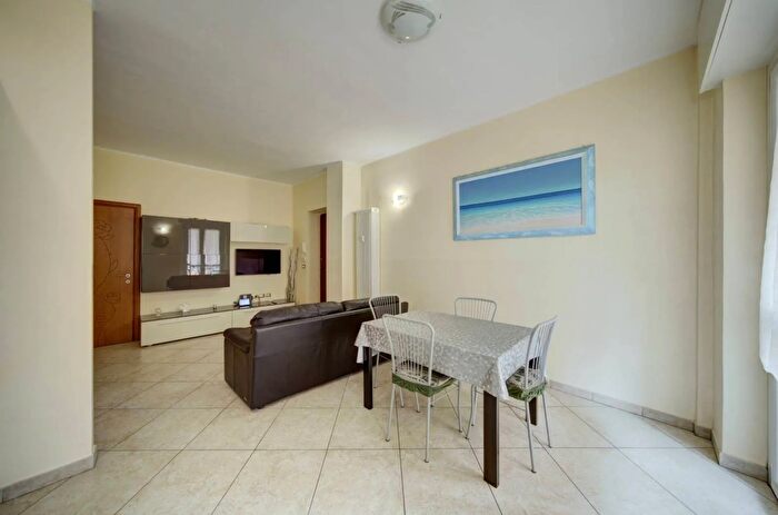 Appartamento trilocale in vendita in Corso Bernardino Telesio Torino, Torino