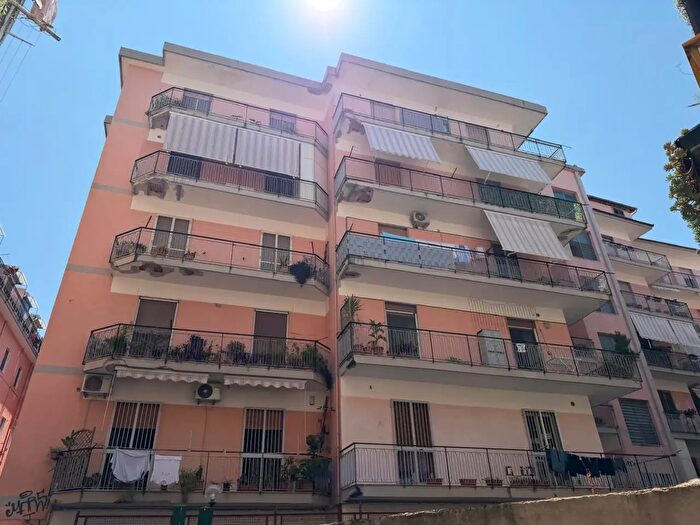 Appartamento con 5 locali in vendita in Via Istria, Battipaglia