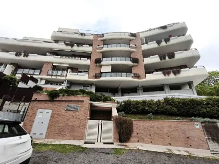 Appartamento trilocale in vendita in Via Giulio Coggiola, Roma
