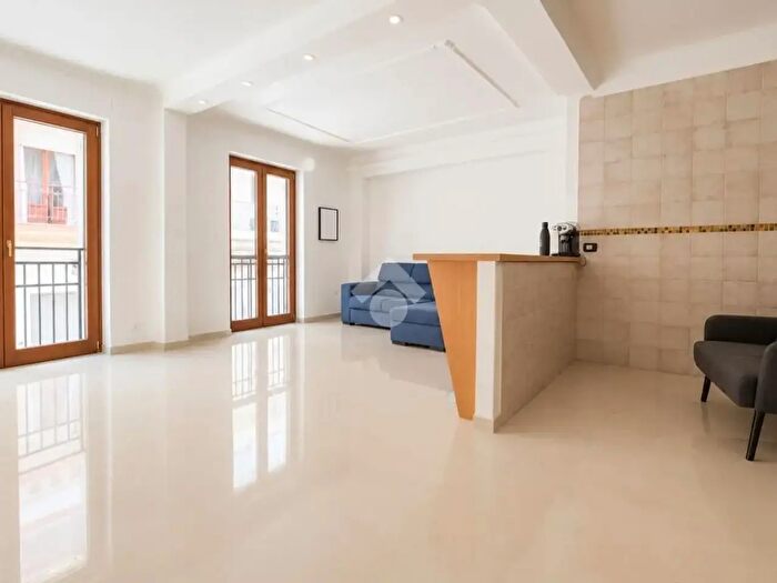 Appartamento trilocale in vendita in Via Montagna, Manfredonia