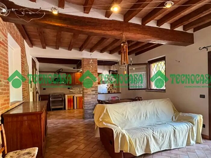 Appartamento trilocale in vendita in Via Castello, Savignano Sul Panaro