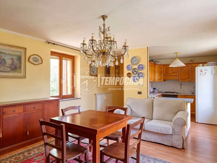 Appartamento trilocale in vendita in Induno Olona