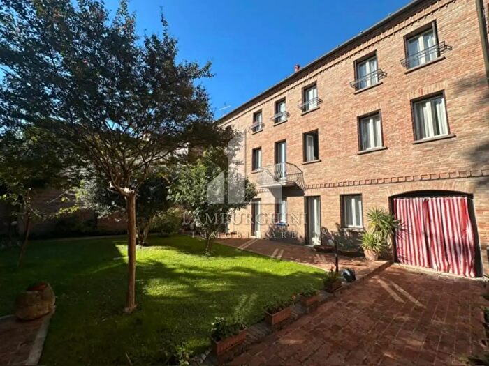 Casa con 11 locali in vendita in Via Ludovico Ariosto, Ferrara