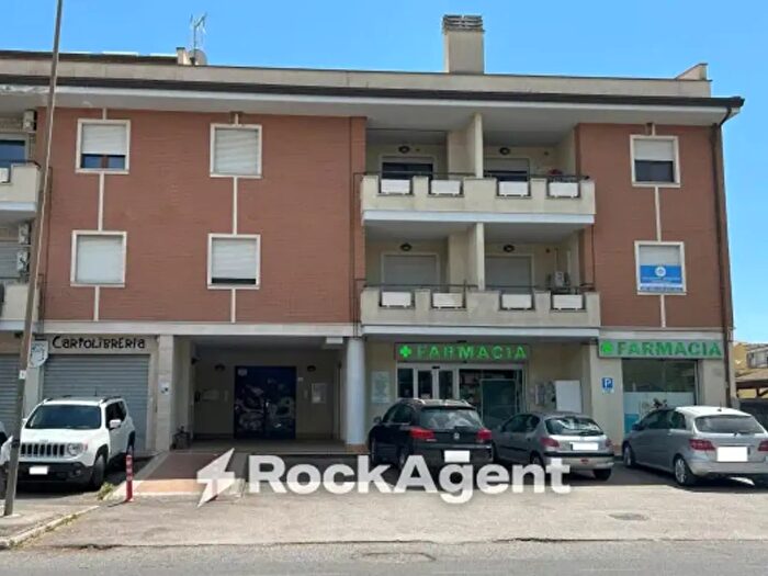 Appartamento bilocale in vendita in Via del Crocifisso, Latina