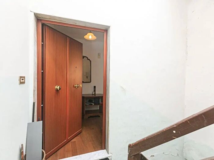 Appartamento con 6 locali in vendita in Via Beata Chiara, Genova