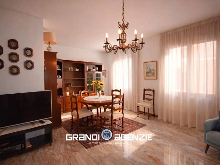 Appartamento trilocale in vendita in Viale Luigi Luzzatti b, Treviso