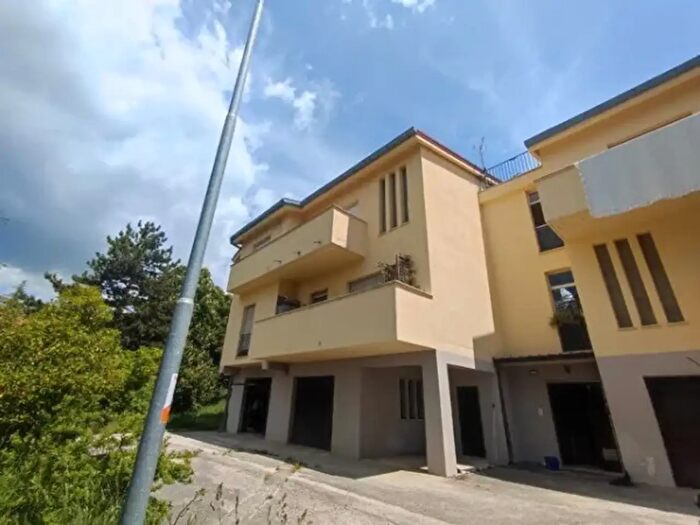 Appartamento con 6 locali in vendita in Via Edoardo Scarfoglio, LAquila