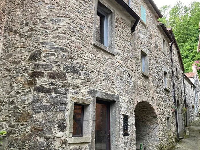 Appartamento con 5 locali in vendita in Fivizzano