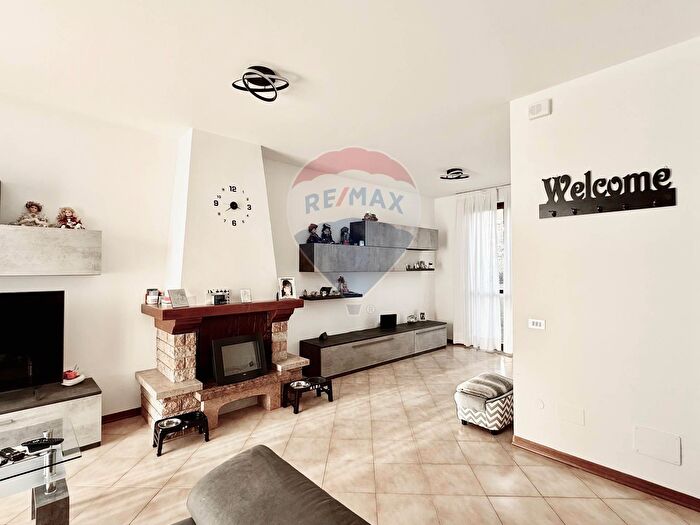 Casa quadrilocale in vendita in Via Villaggio Europa G, Marcignago