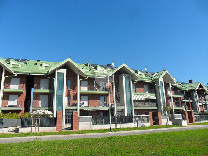 Appartamento bilocale in vendita in Via Stati Uniti, Borgaro Torinese