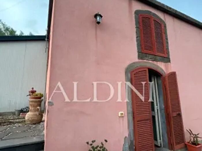 Casa con 5 locali in vendita in Via Nocilla, Aci SantAntonio