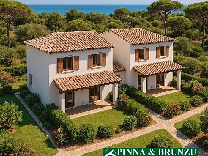 Appartamento trilocale in vendita in Via Nazionale, Budoni