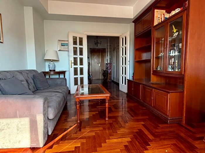 Appartamento trilocale in vendita in Via Rodolfo Morandi, Roma