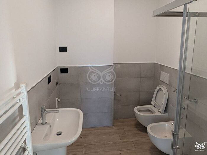 Appartamento trilocale in affitto in Via Boselli Sandro e Piero, Centro, Olgiate Comasco