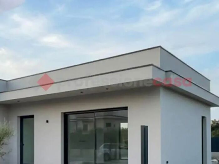 Casa trilocale in vendita in Viale Jonio, Taranto