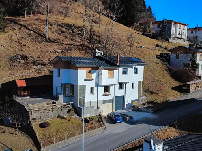 Casa quadrilocale in vendita in Via dal Riflorî, Ravascletto