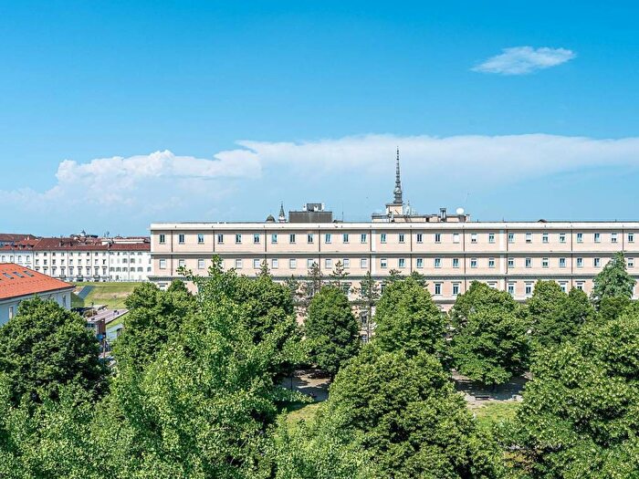 Appartamento bilocale in affitto in Via dei Mille, Via della Rocca, Torino