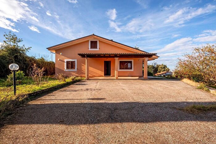 Casa quadrilocale in vendita in Via di Gallicano, San Cesareo