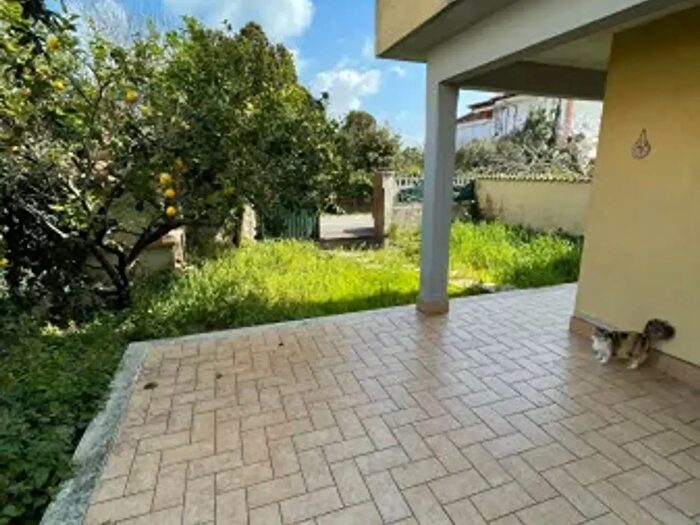 Casa trilocale in vendita in Via Alessandro Manzoni, Anzio