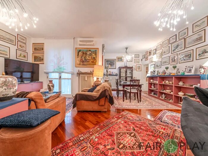 Appartamento quadrilocale in vendita in Via Enrico Forlanini, Forli