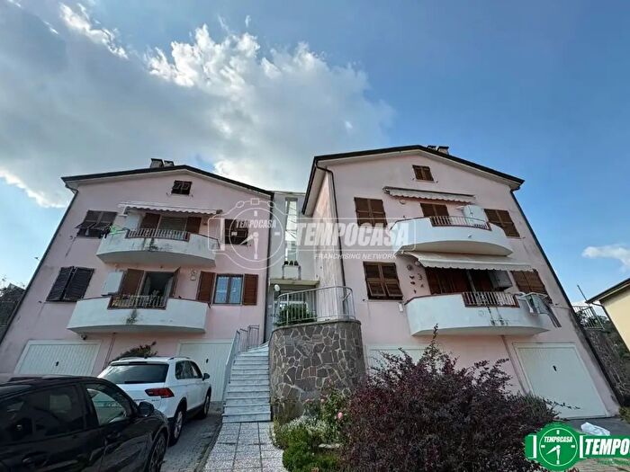 Appartamento con 5 locali in vendita in Via Sarzana, La Spezia