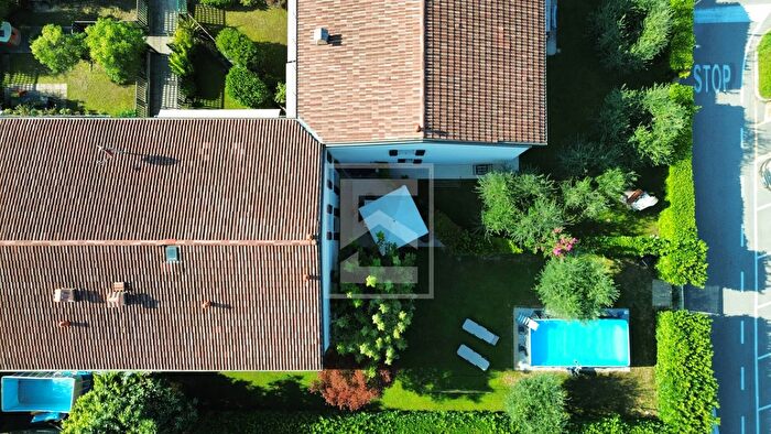 Appartamento quadrilocale in vendita in Via della Costa, Moniga Del Garda