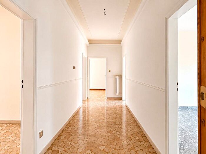 Appartamento quadrilocale in affitto in Via Saragozza, Saragozza fuori Porta, Bologna