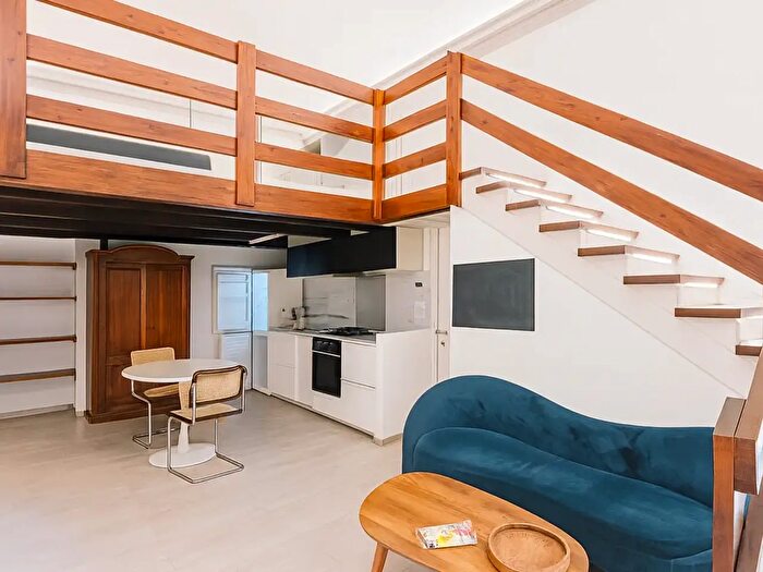Appartamento bilocale in affitto in Via delle Belle Arti, Bologna