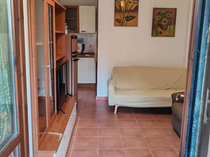 Casa trilocale in vendita in Via degli Albizzi, Latina