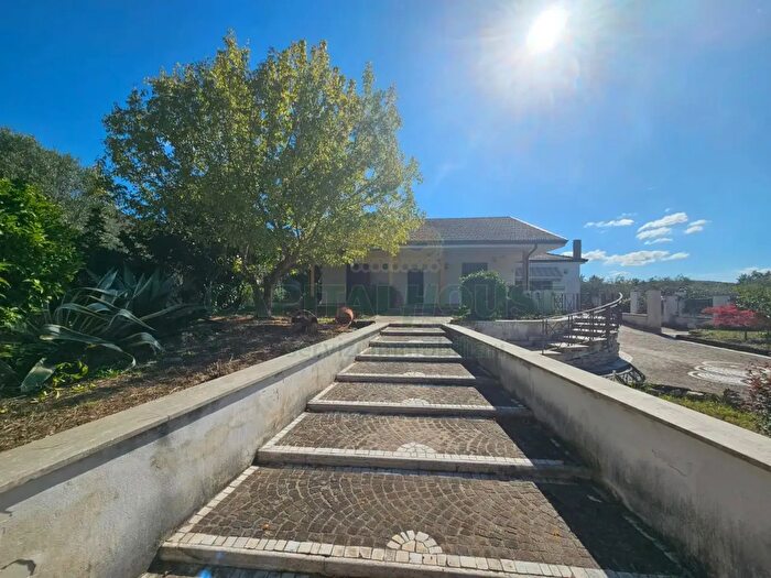 Casa con 6 locali in vendita in Via Fontana, Giano Vetusto