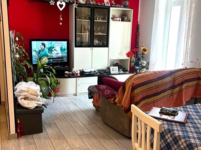 Appartamento quadrilocale in vendita in Via Sir Thomas Hanbury, Ventimiglia