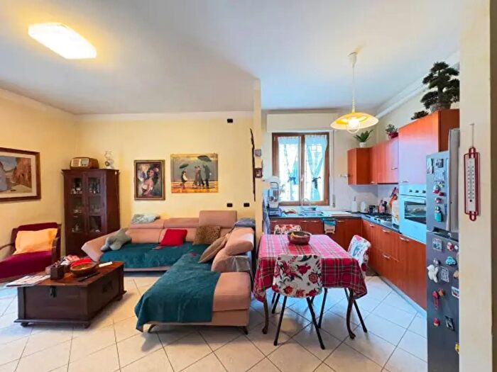 Appartamento trilocale in vendita in Piacenza