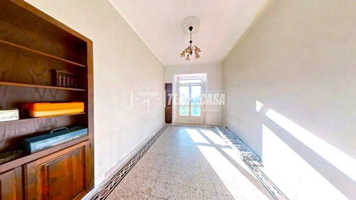 Appartamento trilocale in vendita in Corso Giulio Cesare, Torino