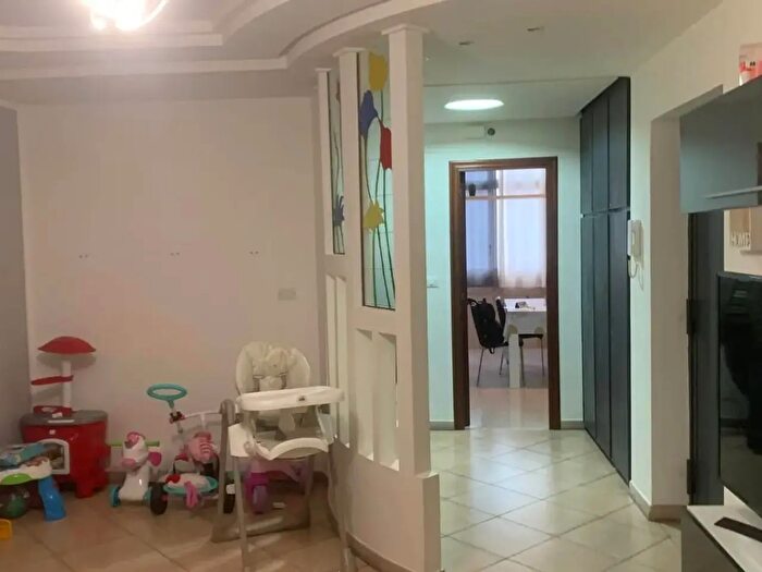 Appartamento quadrilocale in vendita in Via Letterio Bruno c, Palermo