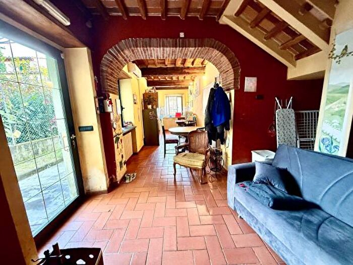 Casa trilocale in vendita in Via Lombarda a, Capannori