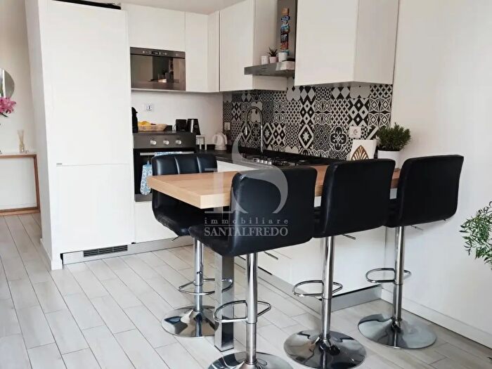 Appartamento trilocale in vendita in Viale Lucania, Milano