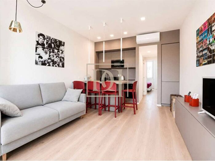 Appartamento bilocale in affitto in Via Pietro Borsieri, Isola, Milano